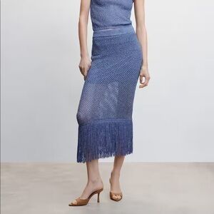 Midi fringe skirt by Mango. Size Large.